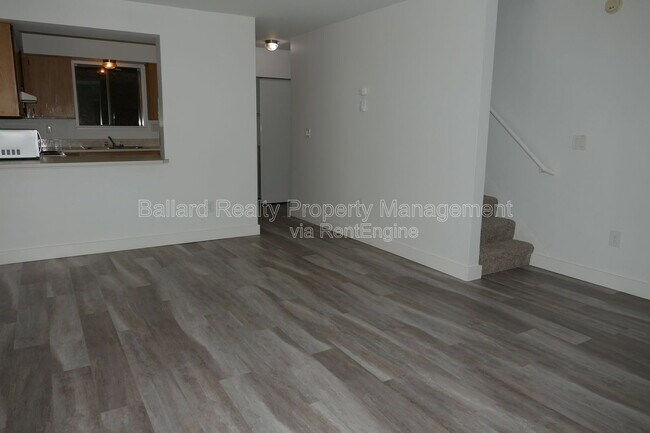 Foto del edificio - 319 NW Market St