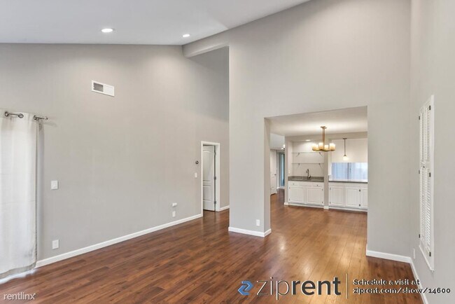 Building Photo - 2 br, 2 bath Townhome - 1690 Sandyrock Lan...
