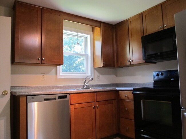 Foto del edificio - 221 Mansfield Ave