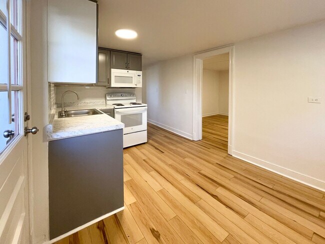 Foto del edificio - 801 Calhoun St