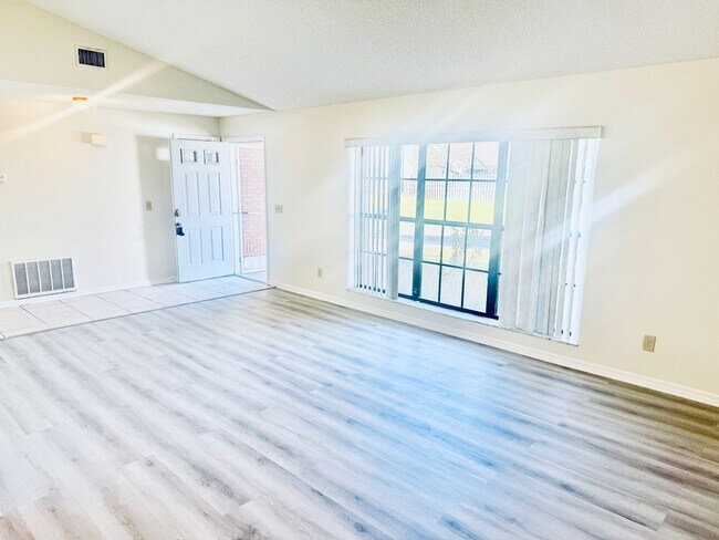 Foto del edificio - Lovely 3BR/2BA Home in Honeybrook Plantation