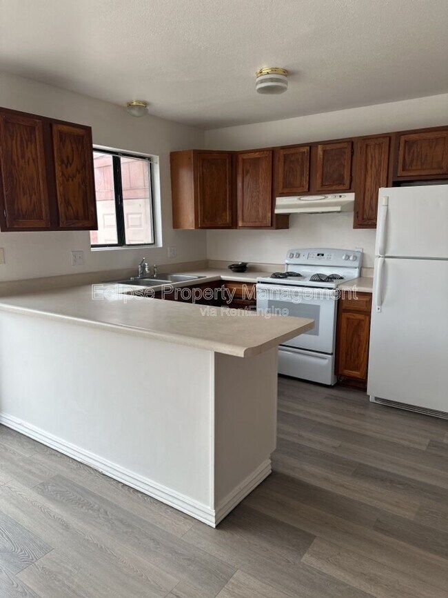 Foto del edificio - 3247 Main St