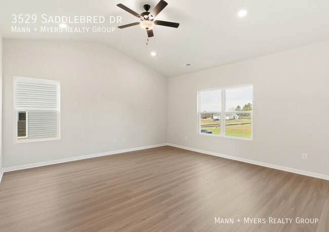 Building Photo - 3529 Saddlebred Dr