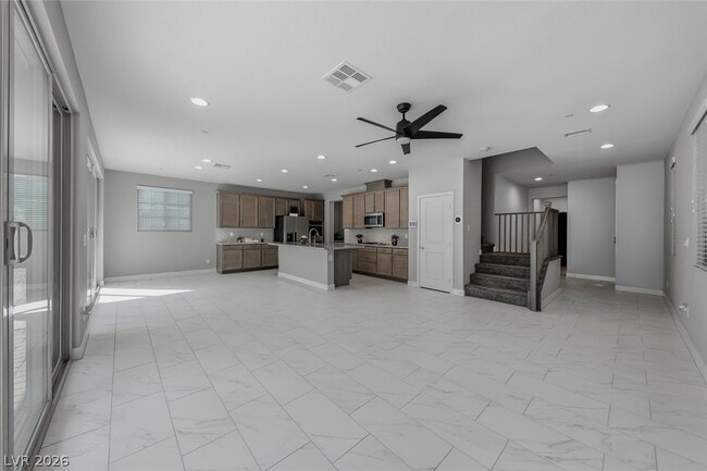 Building Photo - 11 Flora Sagio Ave