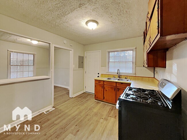 Foto del edificio - 425 Stephenson Rd