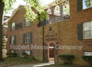 Building Photo - 2124 Cherokee Pkwy