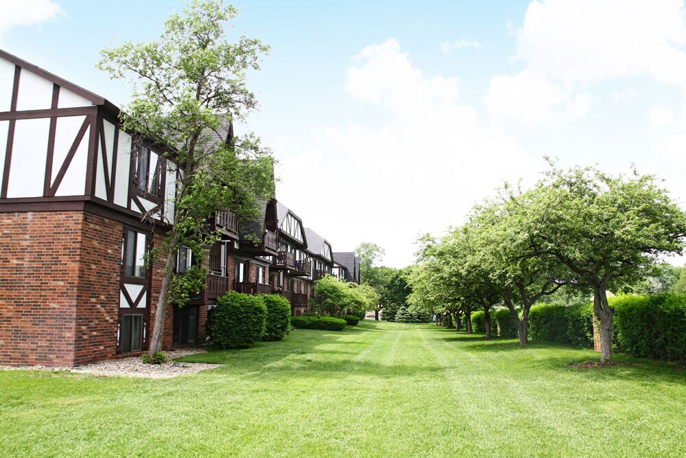 Brookside Apartments Apartments in Springfield, MI