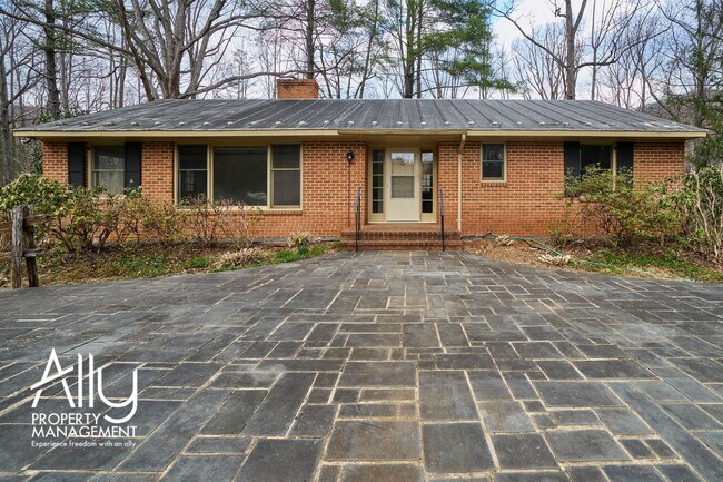 Foto del edificio - 3917 Hungrytown Rd