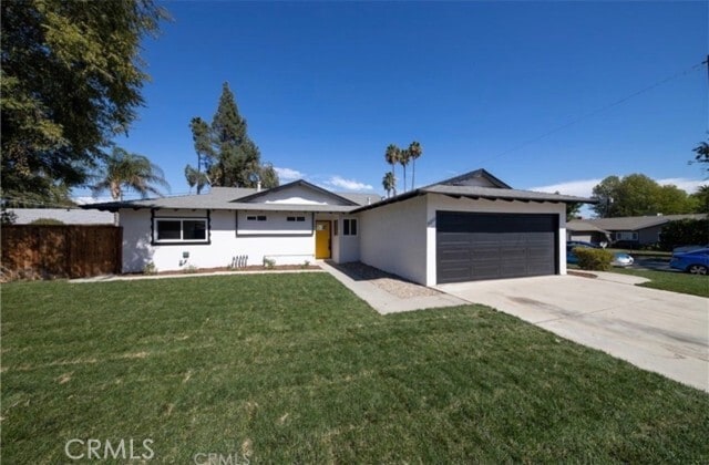 Building Photo - 11233 Doverwood Dr