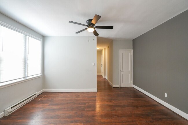 Foto del edificio - 7401 Andrews Ave