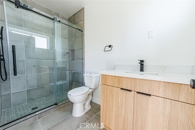 Building Photo - 1332 Tamarind Ave