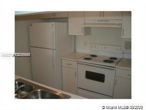 Foto del edificio - 2123 Renaissance Blvd