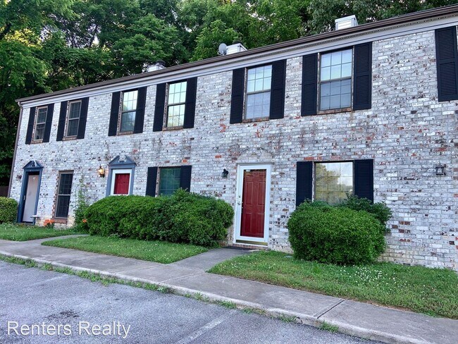 Building Photo - 2 br, 2.5 bath House - 2007 Reaches PL, Un...