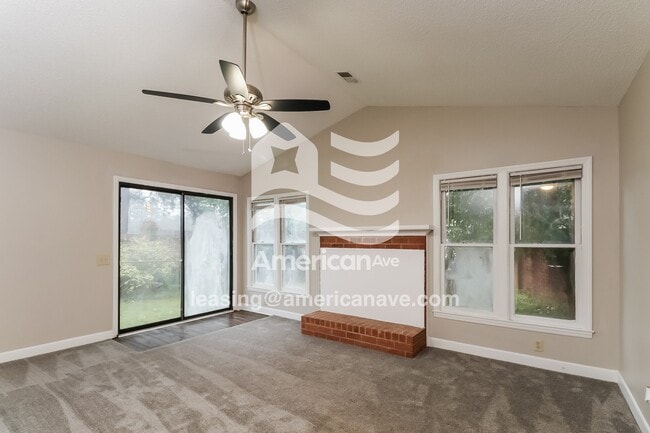 Building Photo - 122 Village Walk