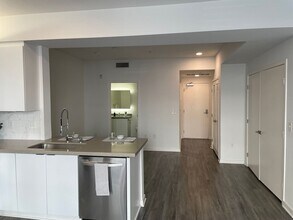 Interior Photo - Canvas LA