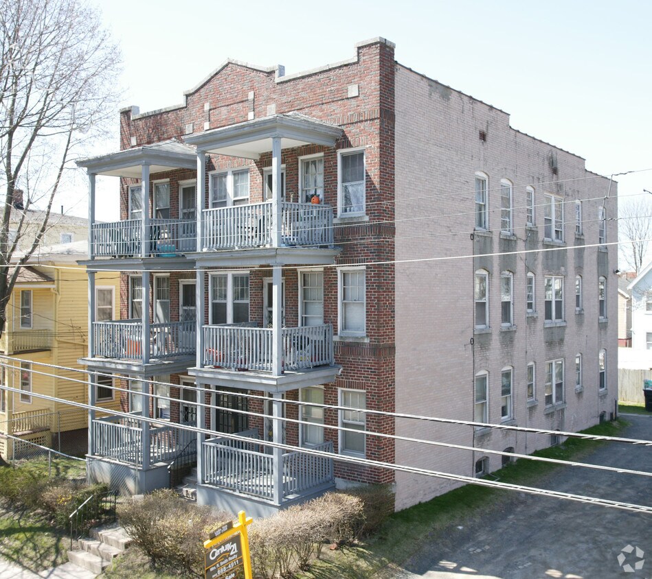 45 Amity St, Hartford, CT 06106 Apartments in Hartford, CT