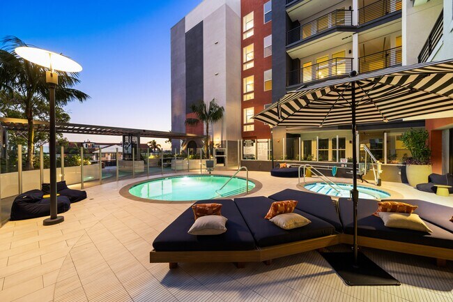 Foto del edificio - Tenney