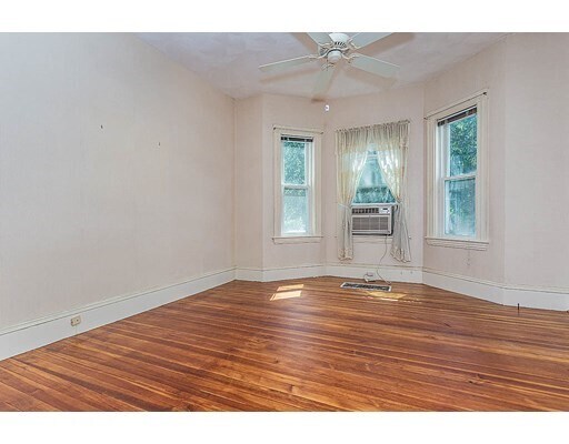 Building Photo - 134 Cypress St