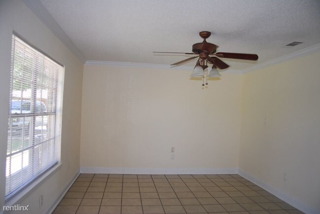 Building Photo - 3 br, 2 bath House - 100 Ralph Dr