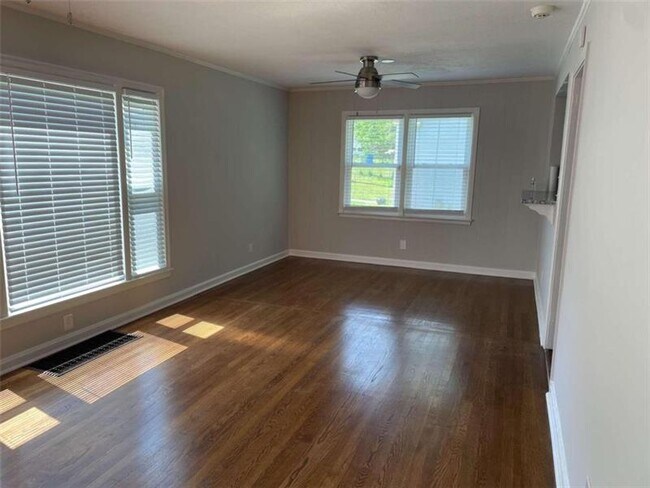 Foto del edificio - 930 Beecher Ct SW