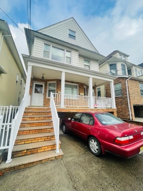 Primary Photo - 15 E 40th St