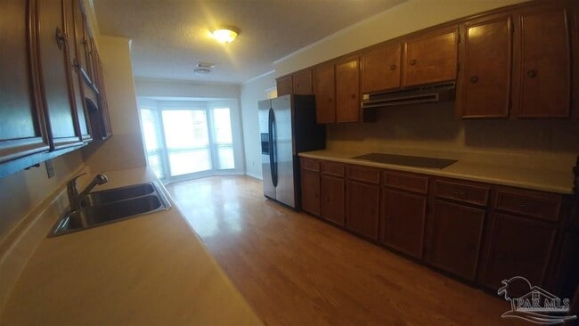 Building Photo - 4435 Roxborough Pl