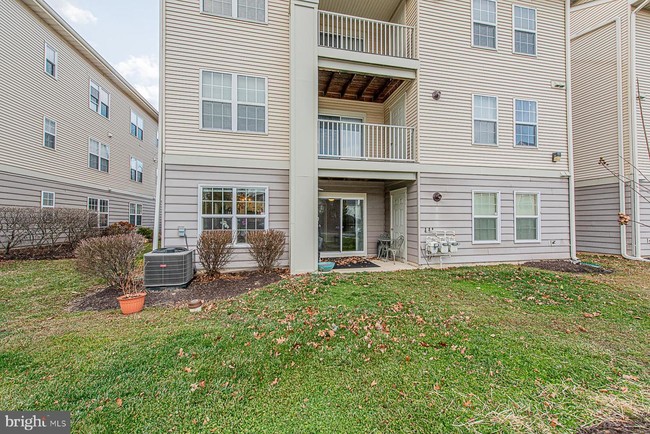 Building Photo - 9060 Gracious End Ct