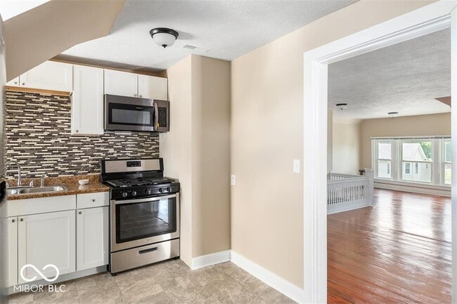 Building Photo - 509 N Meridian St