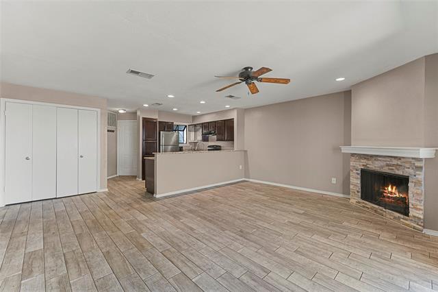 Building Photo - 271 Henry Chandler Dr