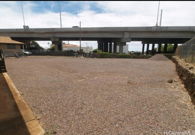 Foto del edificio - 667 Kamehameha Hwy