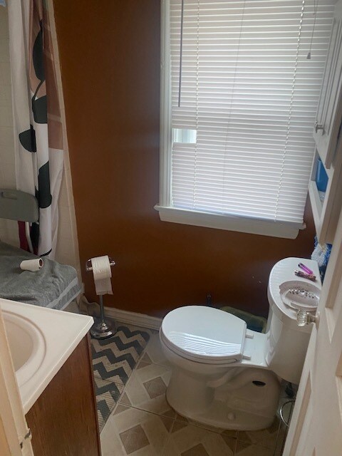 Foto del edificio - 17411 Throckley Ave