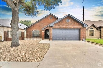 Building Photo - 309 N 36th Ln