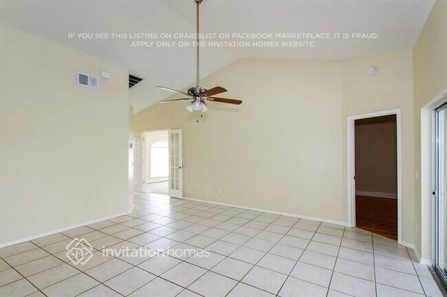 Foto del edificio - 1021 Kelly Creek Cir