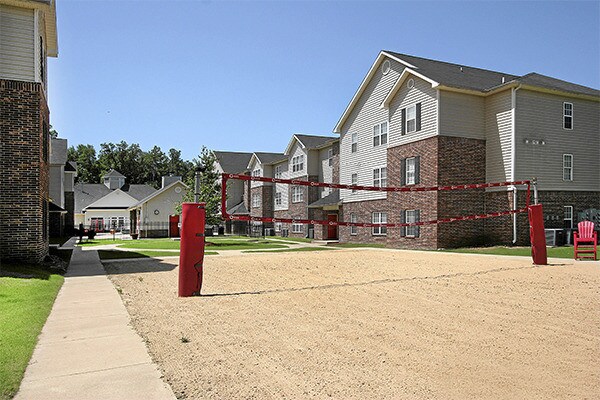 Wolf Creek Apartments photo'
