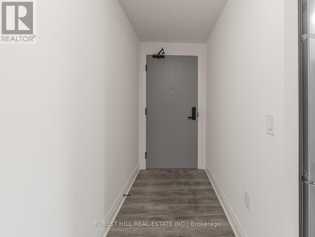 Photo du bâtiment - 700 Sheppard Ave W