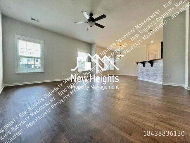 Building Photo - Beautiful Single Family Detached House in ...