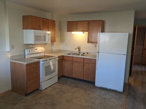 Kitchen - 1181 Mesa Dr