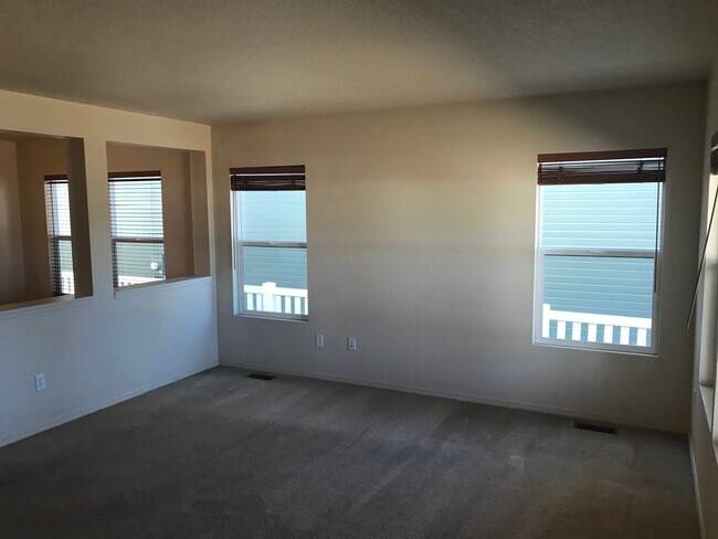 Foto del edificio - 5752 Gallantry Ln