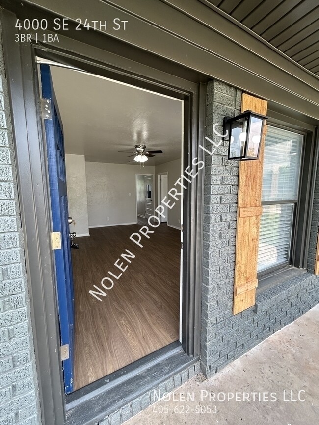 Photo - 4000 SE 24th St House