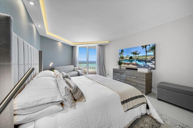 Foto del edificio - 16425 Collins Ave