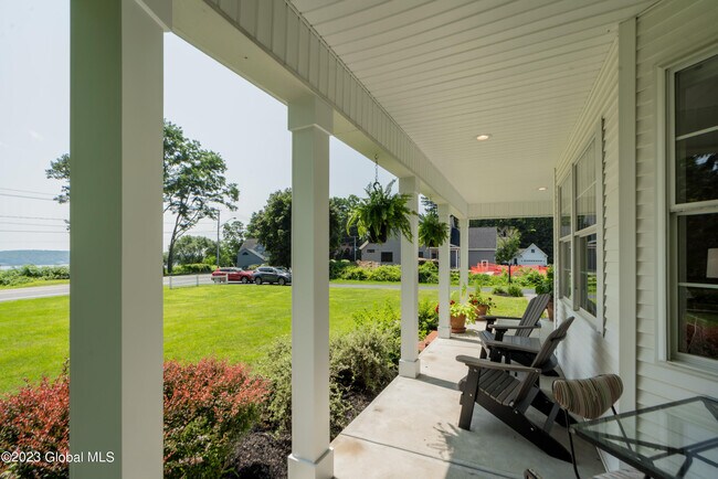 Foto del edificio - 663 Crescent Ave