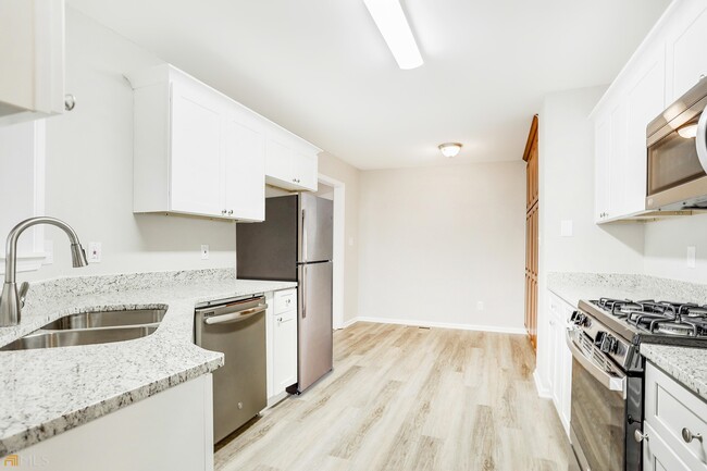 Building Photo - 1520 Jade Cove Dr