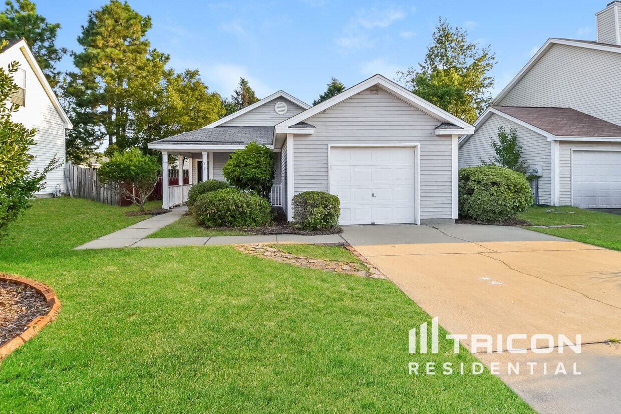 Foto principal - 33 Glen Knoll Place Columbia SC