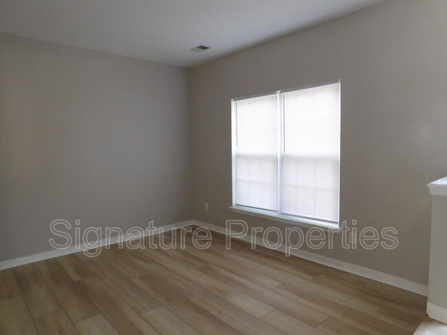 Building Photo - 7907 Cottesmore Terrace