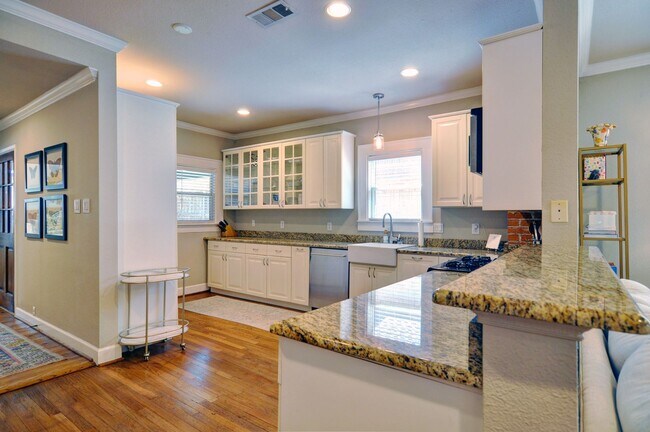 Foto del edificio - Charming Monticello Bungalow