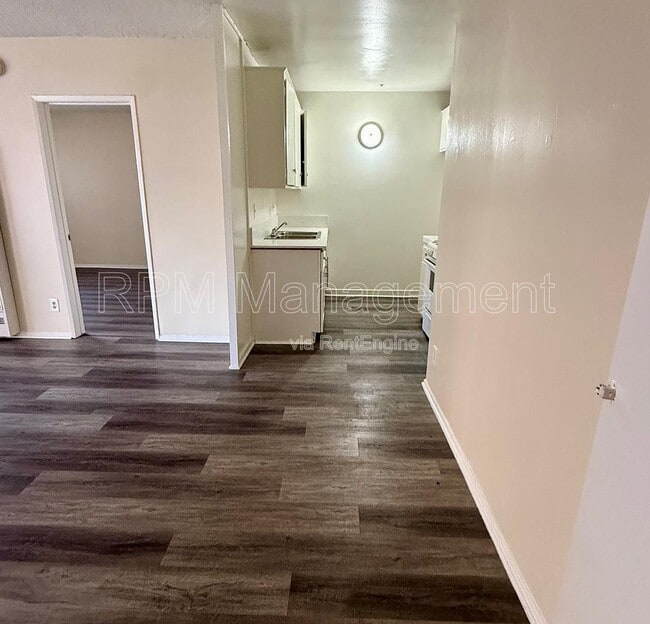 Building Photo - 6645 Etiwanda Ave