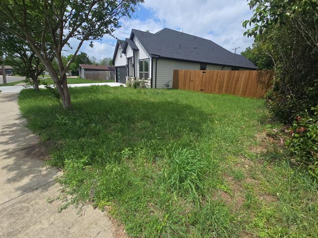 Foto del edificio - 1609 Sharon St