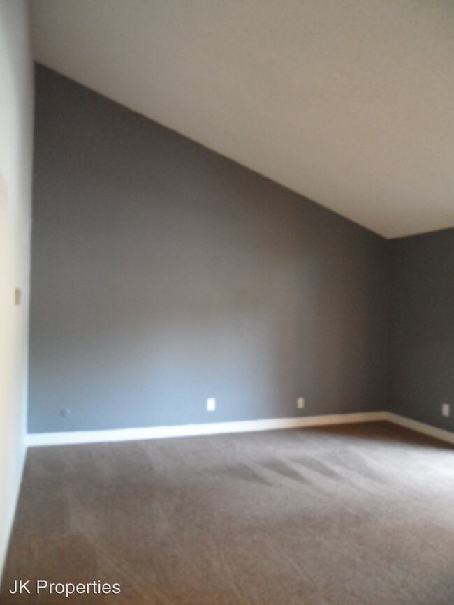 Foto del edificio - 5482 Adobe Falls Rd