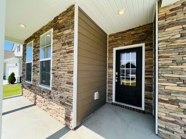 Foto del edificio - 6380 Japonica Ln