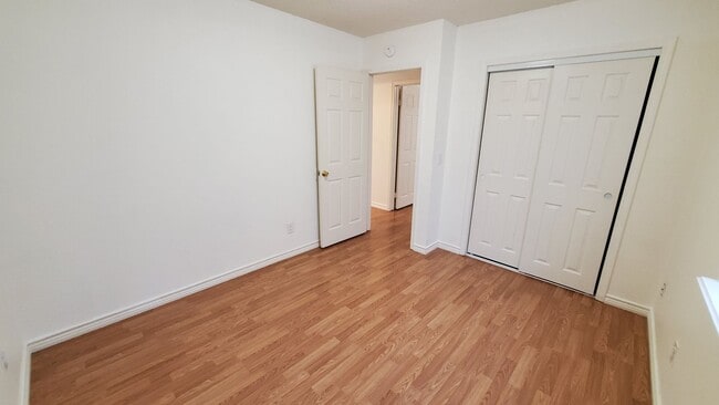 Building Photo - 4110
